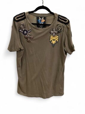 Mr & Mrs Italy Olive Green Embellished Military Patch Tee S khaki army cotton